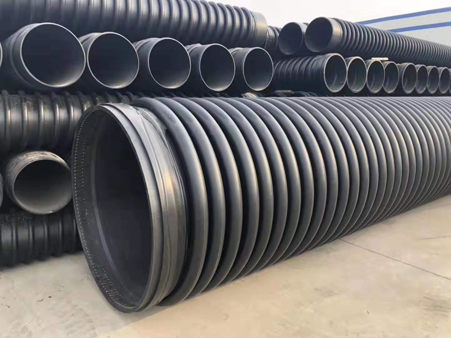 HDPE塑钢缠绕管HDPE缠绕管材高密度聚乙烯缠绕管材